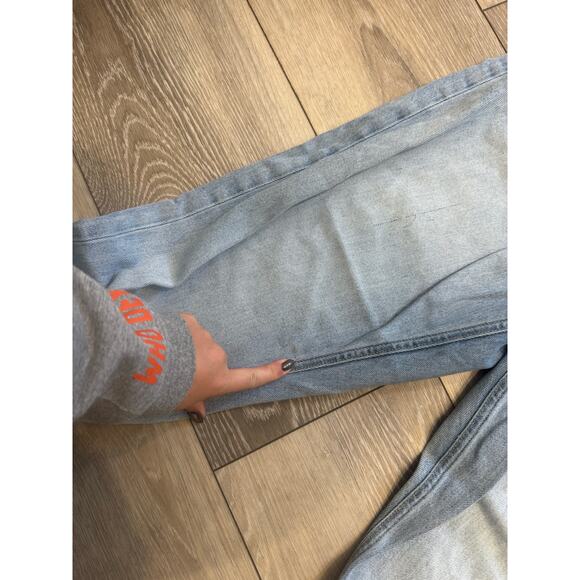 American Eagle Mom Jean Light Wash Jeans size 14 - Picture 3 of 7